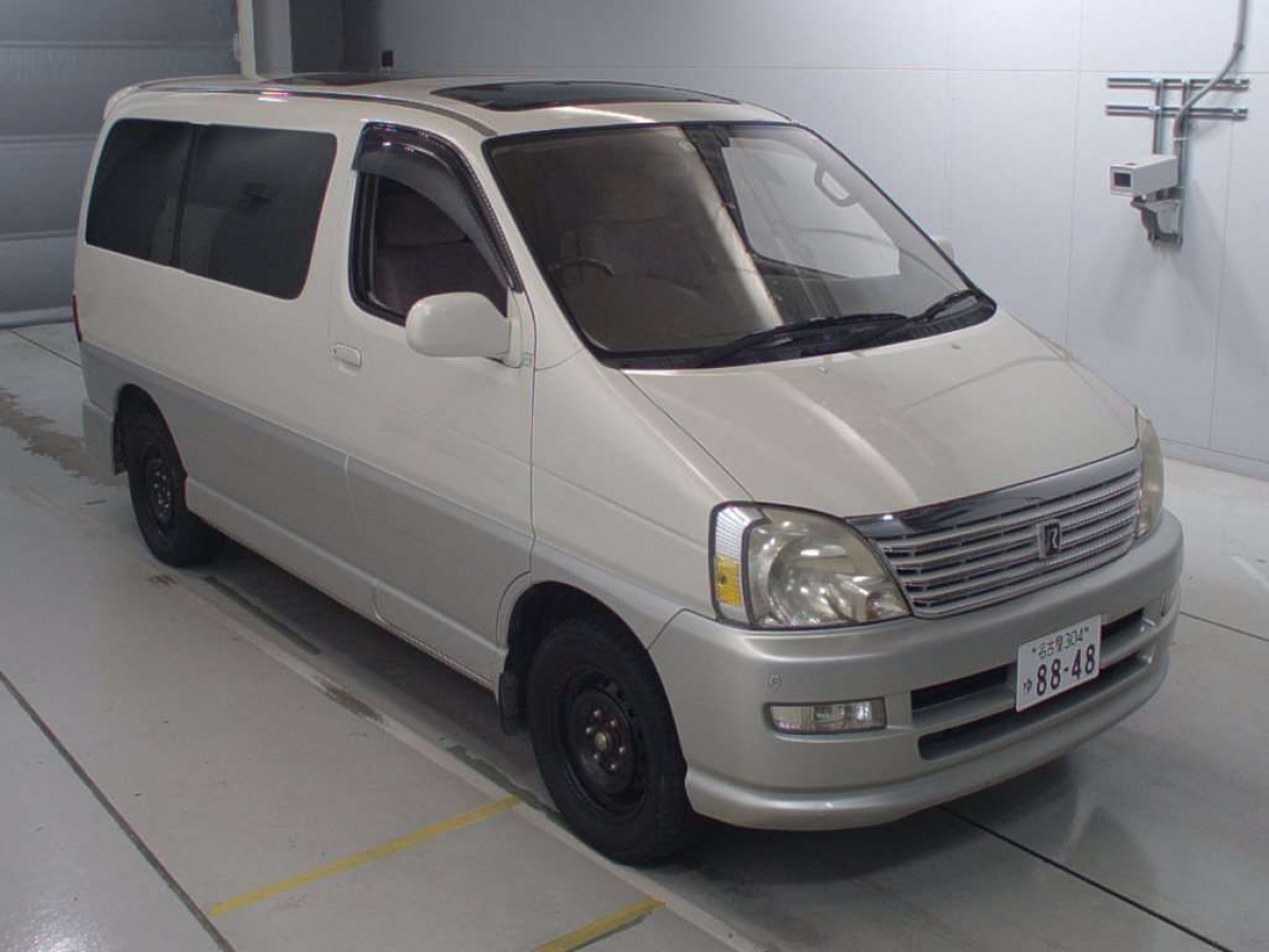 TOYOTA REGIUS