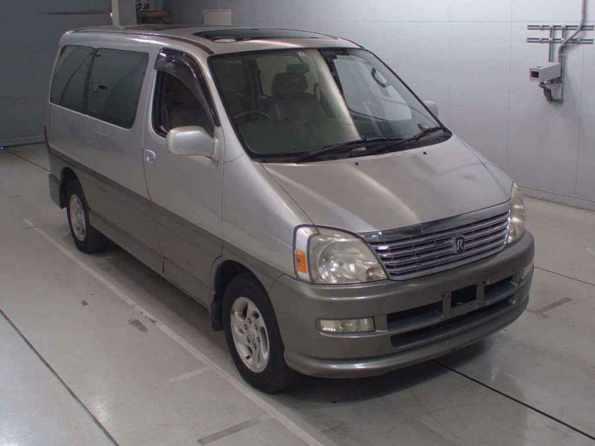 TOYOTA REGIUS